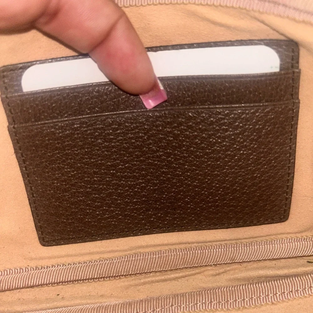 Gucci Beige and Brown Crossbody Bag with Red and Green Accents - Picture 5 of 8